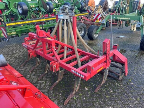 Evers Welsh Manure Spreaders â€” Machinery Depot Pro