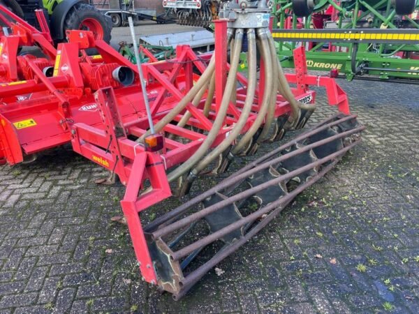 Evers Welsh Manure Spreaders â€” Machinery Depot Pro