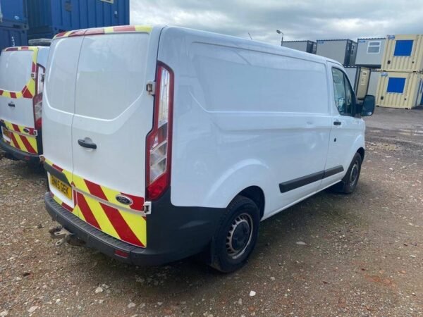 ford-transit-custom-290-eco-te5b42e43a.jpg 2015 Ford Transit Panelvans — Machinery Depot Pro
