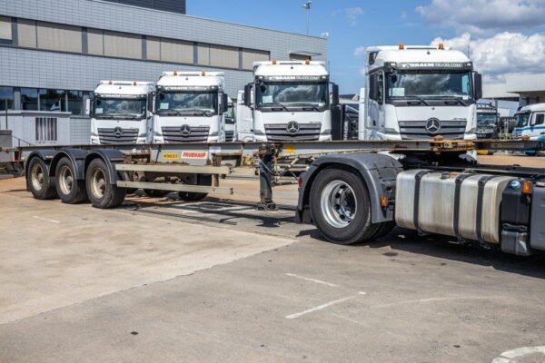 2007 Fruehauf CONTAINERCHASSIS 40 Semidemountabletrailers â€” Machinery Depot Pro