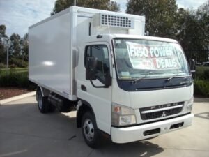 fuso-canter-3-5bc9d42c5.jpg 2010 Fuso Canter 3.5 Trucks — Machinery Depot Pro