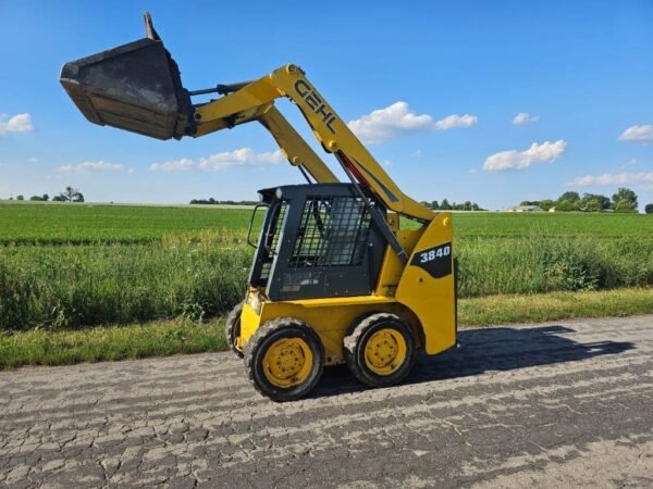 2015 Gehl 3840 2015r Mini Loaders — Machinery Depot Pro