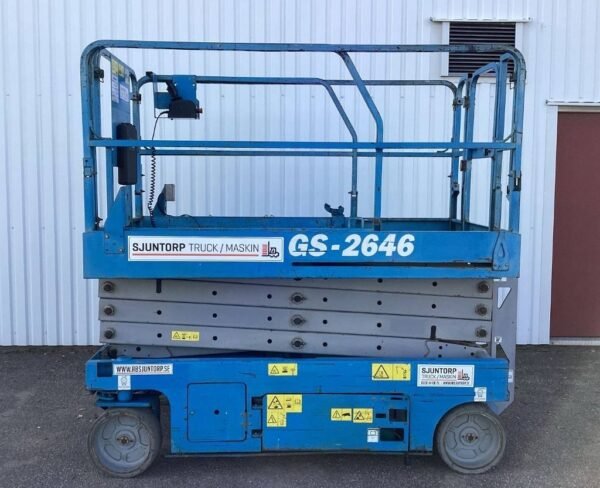 genie-264637c039a4.jpg Genie 2646 Scissor Lifts — Machinery Depot Pro