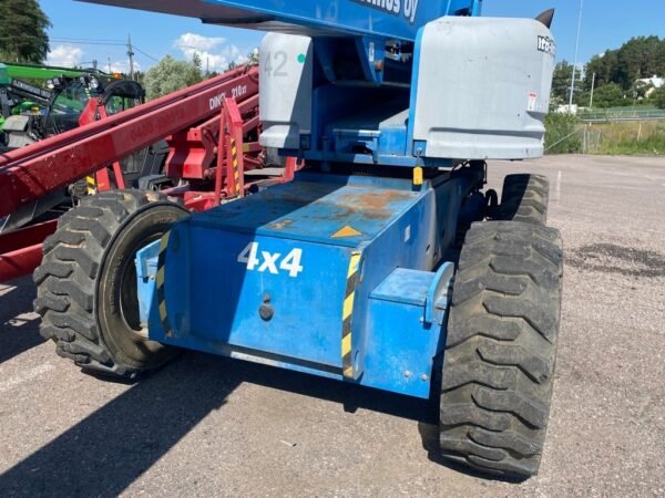 2005 Genie S 85 Telescopic Boom Lifts â€” Machinery Depot Pro