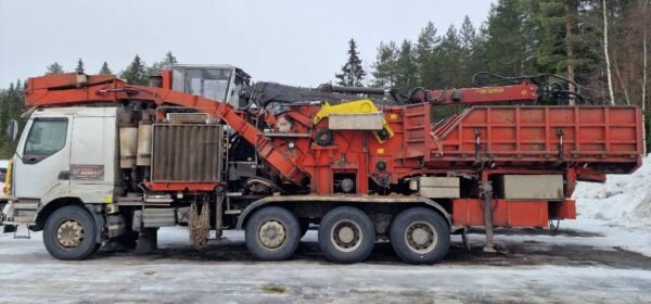 2006 GiANT G10 / Wood Chippers — Machinery Depot Pro