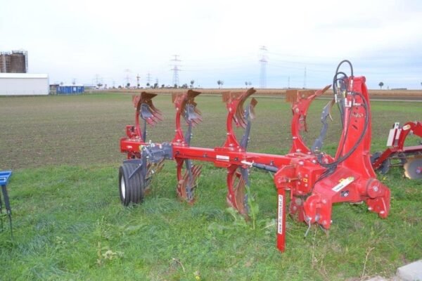 Goizin Taurus Reversibleploughs â€” Machinery Depot Pro