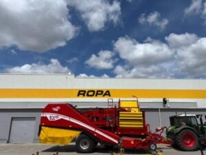 2022 Grimme EVO 290 Haulmtoppers — Machinery Depot Pro