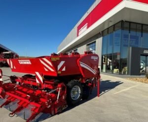 2022 Grimme GL 420 Potatoplanters — Machinery Depot Pro