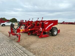 grimme-gl-430-4-row-trailed38961154-1.jpg 2023 Grimme GL 430 4 Row Potatoplanters — Machinery Depot Pro