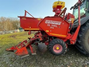 grimme-gl34kl816a2305-1.jpg 2003 Grimme GL34KL Potatoplanters — Machinery Depot Pro