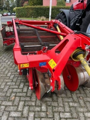 grimme-wh-20074911e72-1.jpg 2024 Grimme WH 200 Bulb Harvesters — Machinery Depot Pro