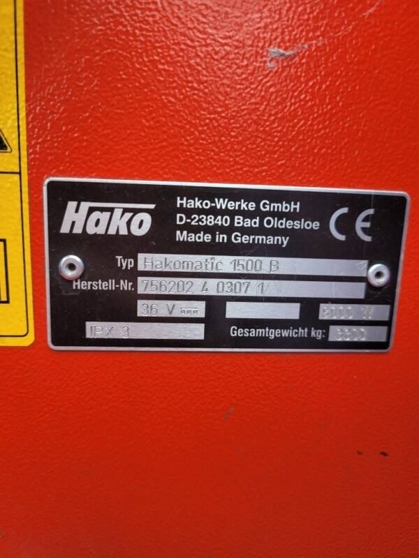 hako-1500-b5be3fbcb.jpg 2010 Hako 1500 B Combinationsweeperscrubbers — Machinery Depot Pro