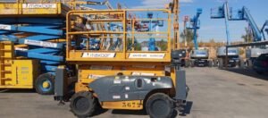 haulotte-compact-12-dxc51dc333.jpg 2015 Haulotte Compact 12 DX Scissor Lifts — Machinery Depot Pro