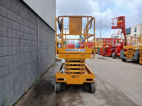 haulotte-compact-121e86abbe.jpg 2009 Haulotte Compact 12 Scissor Lifts — Machinery Depot Pro