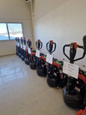 heli-8-stk-lithium-sniler-15006eaaa790.jpg 2022 Heli 8 stk Lowlifters — Machinery Depot Pro