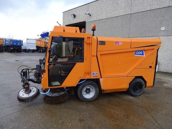 1997 Hofmans HMF 185 Sweepers â€” Machinery Depot Pro