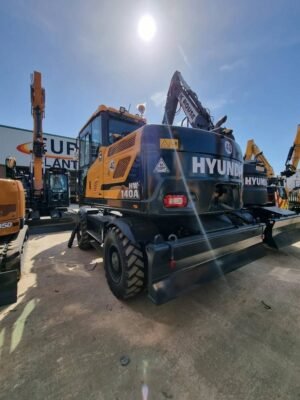 2022 Hyundai HW140A Excavators — Machinery Depot Pro