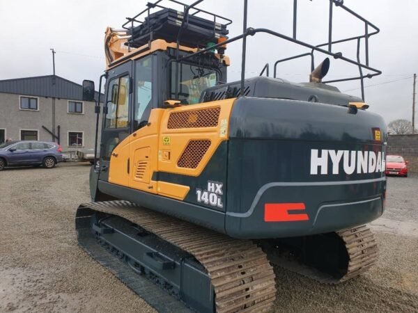 2016 Hyundai HX140LC Crawler Excavators — Machinery Depot Pro