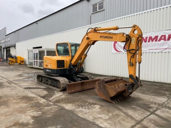 2012 Hyundai R80CR-9 Excavators â€” Machinery Depot Pro