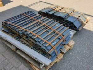 hyundai-track-pads-robex-140-6fea32baa.jpg 2017 Hyundai Track Construction Tracks — Machinery Depot Pro