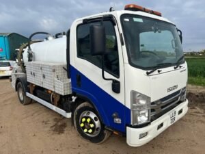 2019 Isuzu Forward NVS 190 7.5 Ton Vac Trucks — Machinery Depot Pro