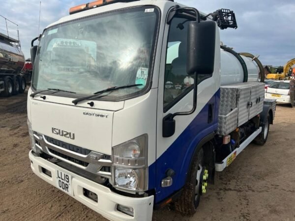 isuzu-forward-nvs-190-7-5-tone52c3c6e.jpg 2019 Isuzu Forward NVS 190 7.5 Ton Vac Trucks — Machinery Depot Pro