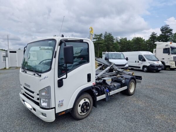 2021 Isuzu N-Series Panelvans — Machinery Depot Pro