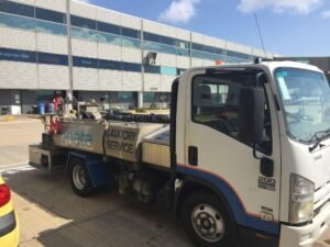 isuzu-tsu58734803.jpg 2009 Isuzu TSU Specialcontainers — Machinery Depot Pro