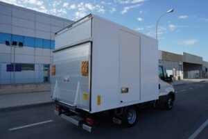 2018 Iveco DAILY 35-180 CERRADO-TRAMPILLA Trucks — Machinery Depot Pro