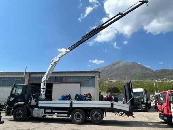 2017 Iveco Hi-Street 260 S36 XP Trucks — Machinery Depot Pro