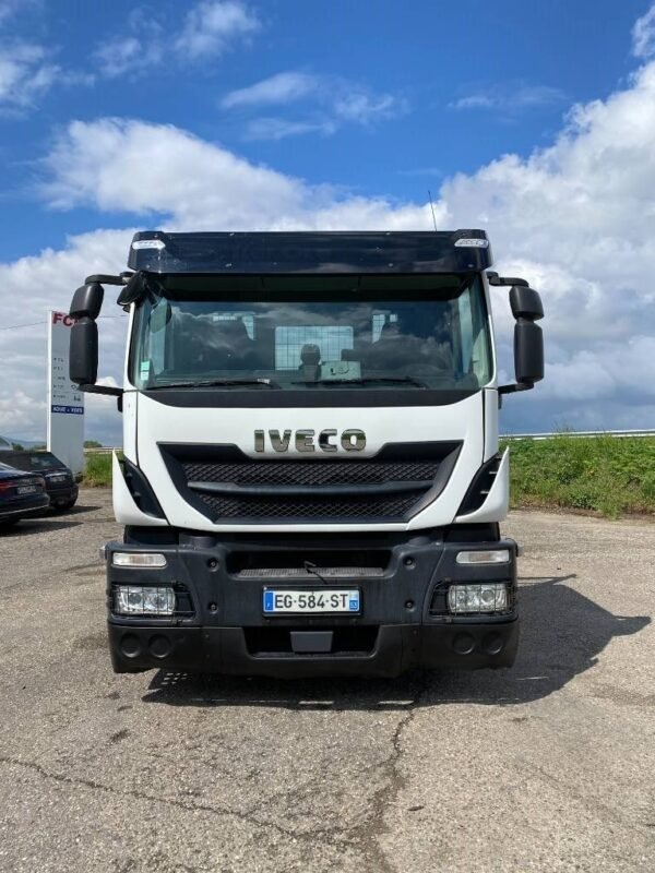 2016 Iveco STRALIS 360 e6 A Trucks — Machinery Depot Pro