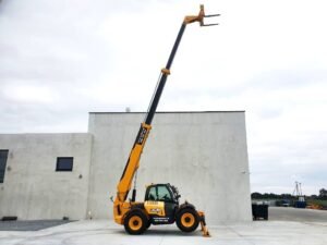 jcb-540-140-m3299328c14b.jpg 2017 JCB 540-140 M329 Telescopic Wheel Loaders — Machinery Depot Pro