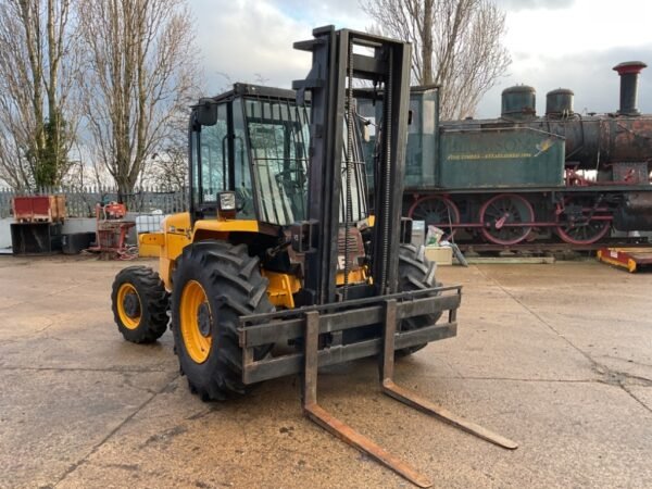 2017 JCB 926 Rough Terrain Trucks — Machinery Depot Pro