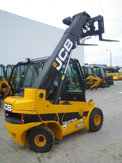 2006 JCB TLT35T61175027 Lowlifters â€” Machinery Depot Pro