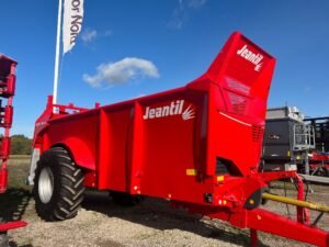 2026 Jeantil EVR 18-14 710hjul omg.lev Manure Spreaders — Machinery Depot Pro