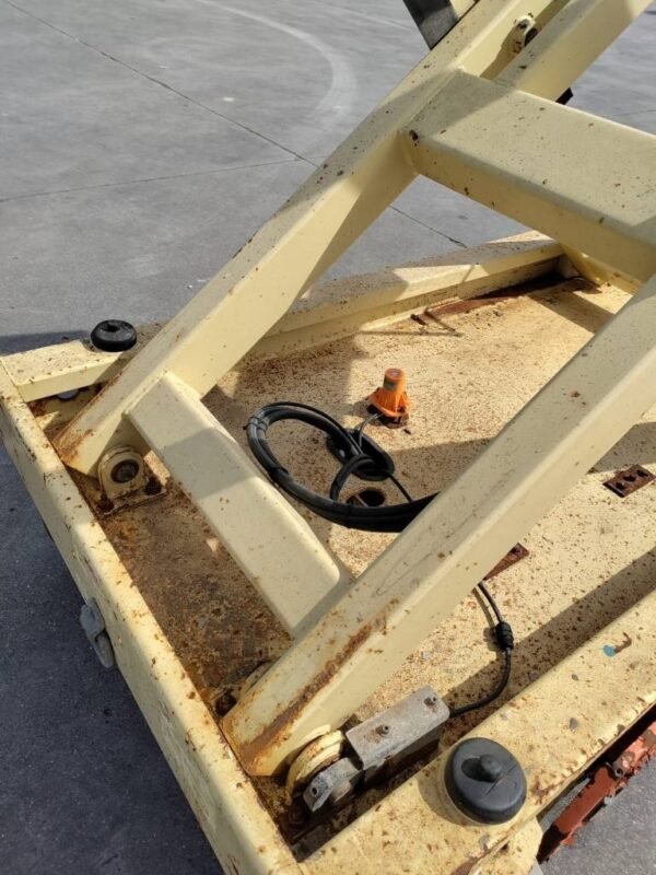 2001 JLG 2646 E 3 Scissor Lifts â€” Machinery Depot Pro