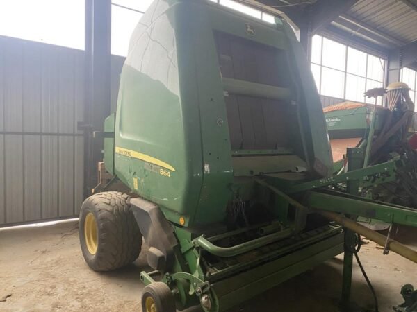2013 John Deere 864 Roundbalers â€” Machinery Depot Pro