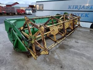 john-deere-leikkuupoyta-12-jald7805352.jpg John Deere Leikkuupöytä 12 - Combineharvesterheads — Machinery Depot Pro