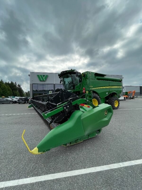 john-deere-s7807034efa5.jpg 2023 John Deere S780 Combine Harvesters — Machinery Depot Pro