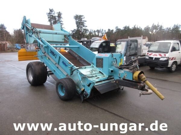 kassbohrer-beachtech-str-2000b5682f4a.jpg 2003 Kässbohrer BeachTech STR 2000 Beachcleaningequipment — Machinery Depot Pro