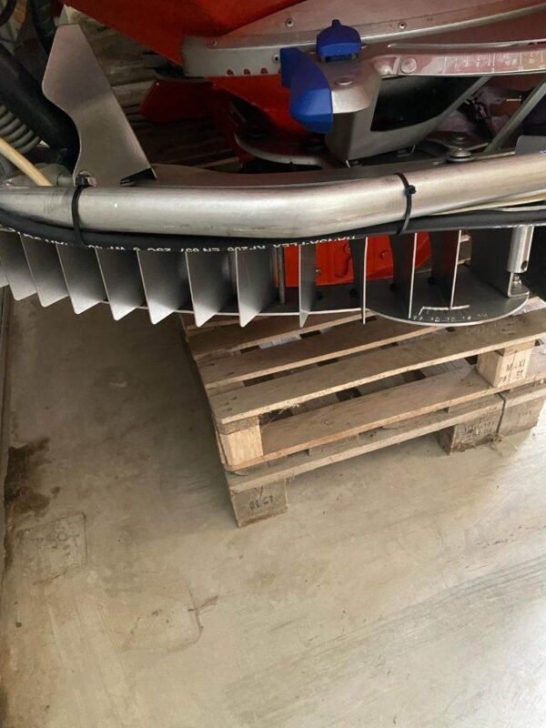 2012 Kuhn Axis 40.1 W Mineralspreaders â€” Machinery Depot Pro