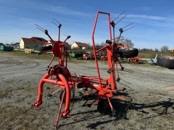 2010 Kuhn GF5202 Rakes â€” Machinery Depot Pro