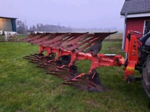 kuhn-mm1235t8010d80149b8-1.jpg 2013 Kuhn MM1235T8010 Constructionplows — Machinery Depot Pro