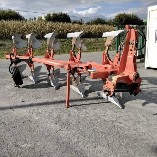 kuhn-multimaster-121-5tce2f4095.jpg 2000 Kuhn MULTIMASTER 121 5T Reversibleploughs — Machinery Depot Pro