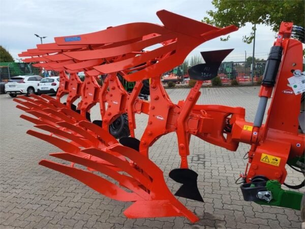2023 Kuhn Vari-Master 153 4E+1 Conventionalploughs — Machinery Depot Pro