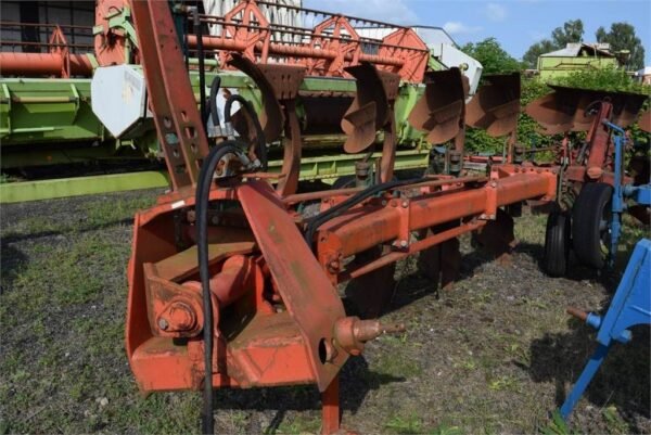 kverneland-4-scharpflug7cc9be1b-1.jpg Kverneland 4-Scharpflug Reversibleploughs — Machinery Depot Pro