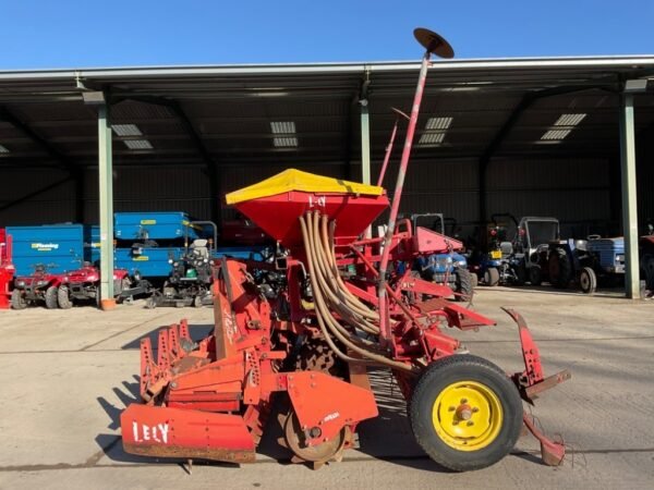 lely-combi-pneumatic-drill19380a38.jpg Lely Combi-pneumatic Powerharrows — Machinery Depot Pro
