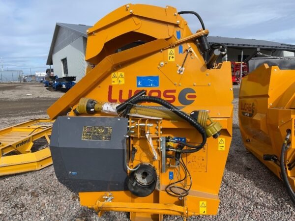 Lucas Castor R20+ Baleshredders â€” Machinery Depot Pro
