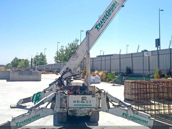 2005 Maeda MC-305CRM-E Mini Cranes â€” Machinery Depot Pro