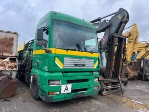 man-26-413dec37ce4-1.jpg 2001 MAN 26.413 Vacuumcleaners — Machinery Depot Pro